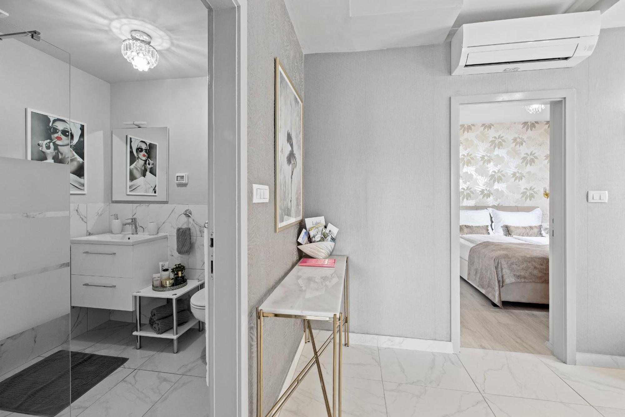 Ladym Apartment Rabac Exterior foto