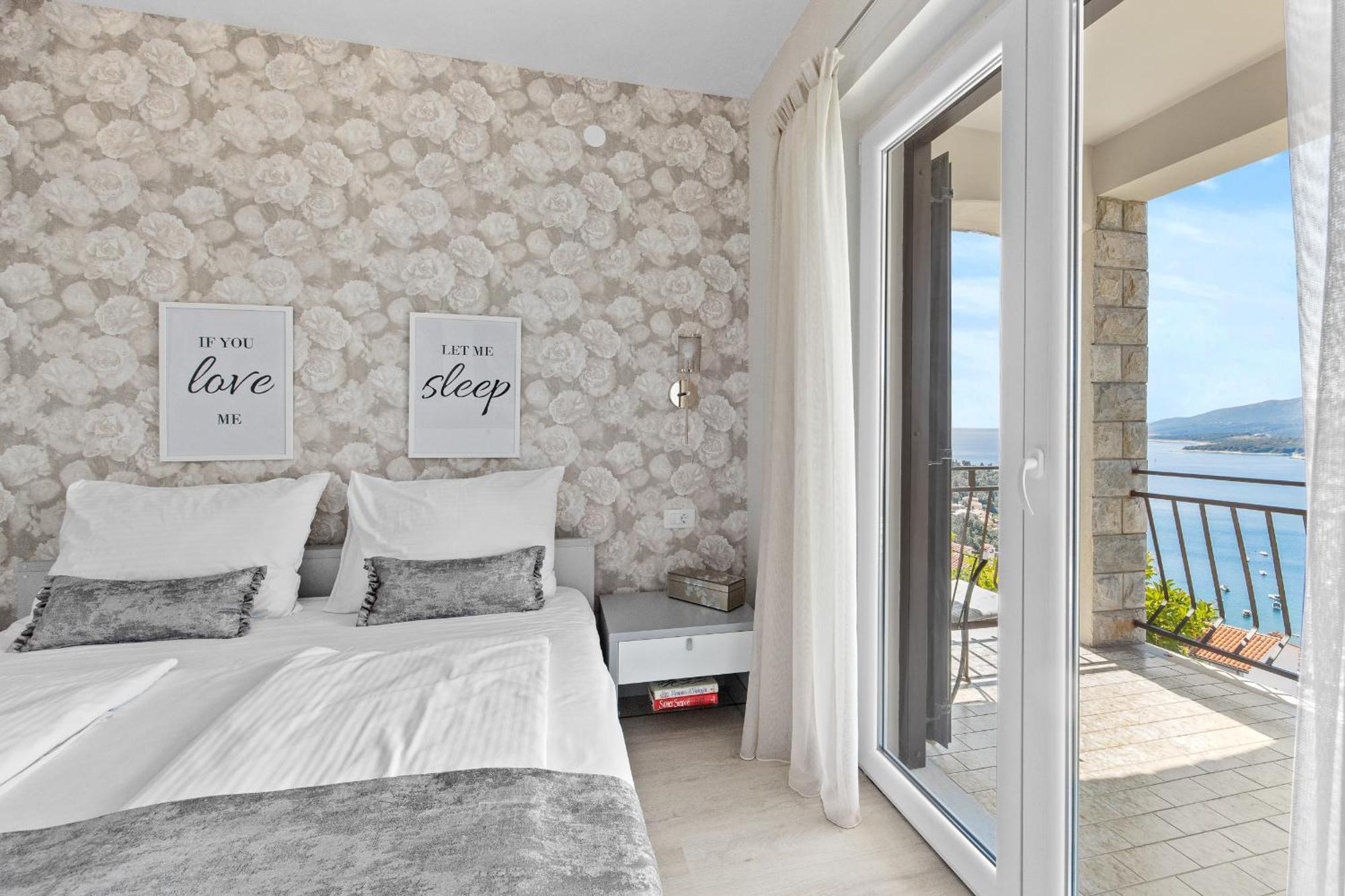 Ladym Apartment Rabac Exterior foto