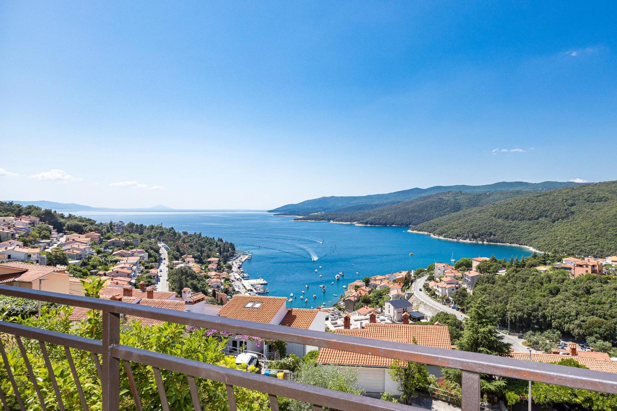 Ladym Apartment Rabac Exterior foto