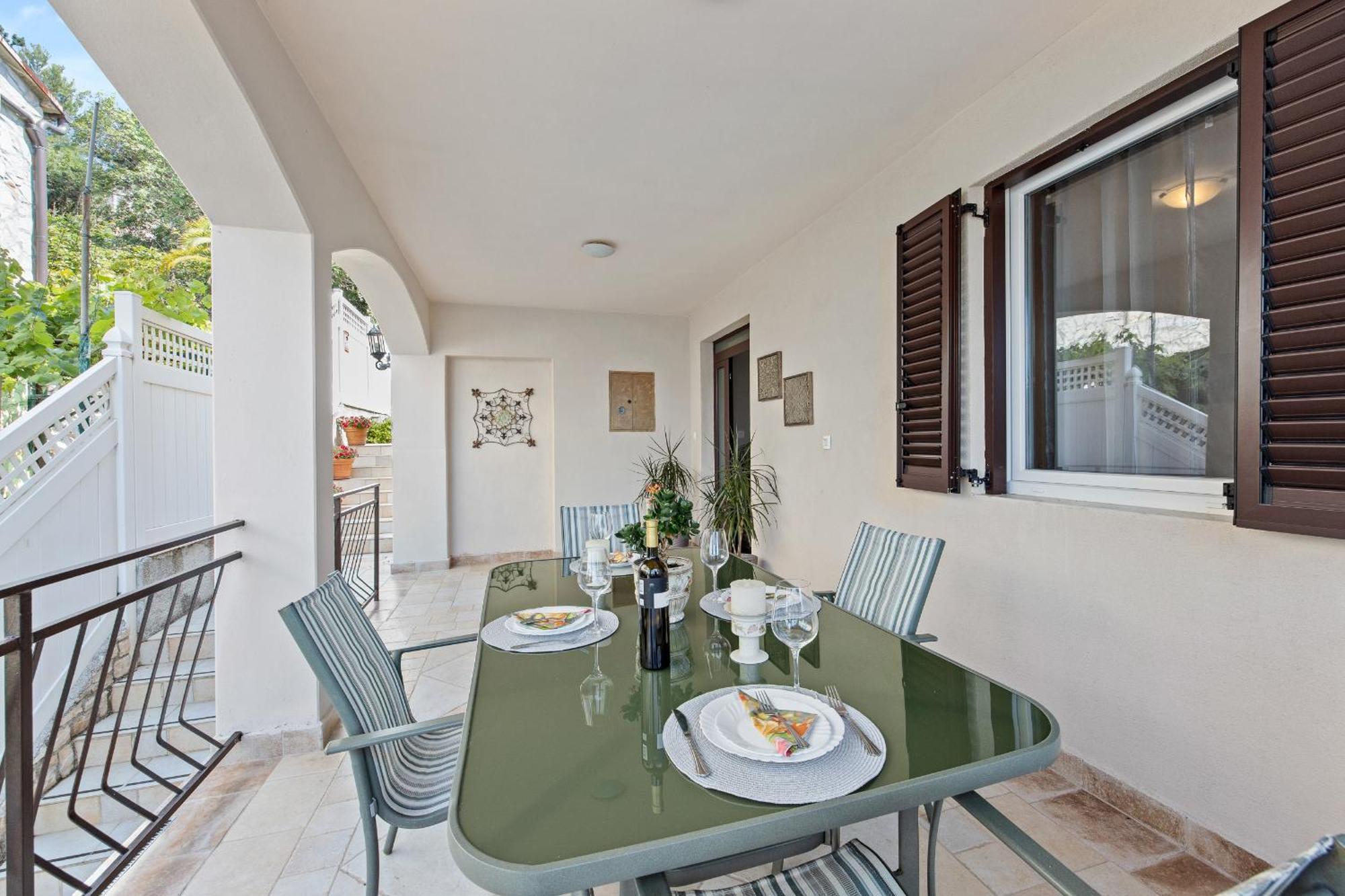 Ladym Apartment Rabac Exterior foto