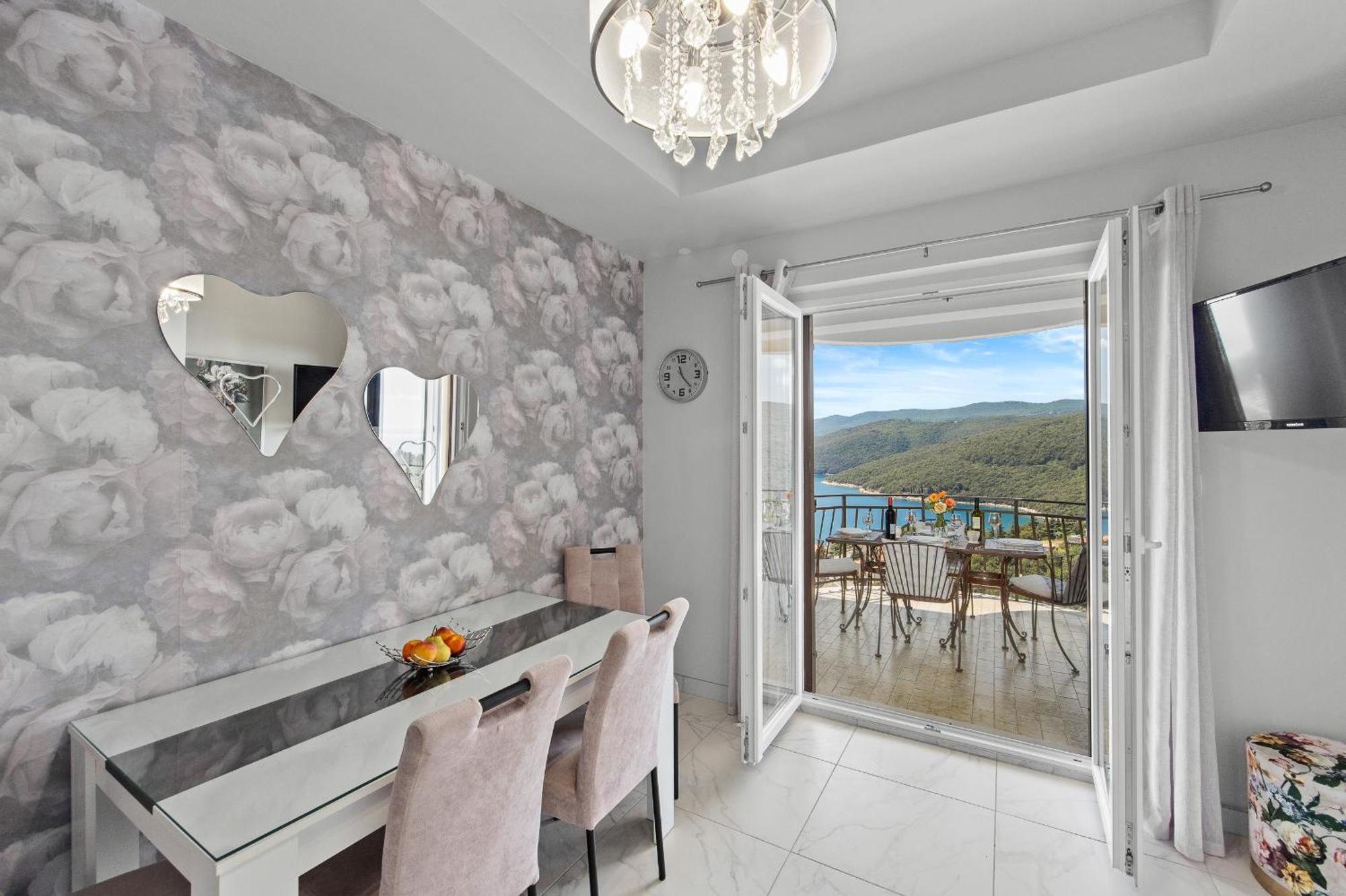 Ladym Apartment Rabac Exterior foto